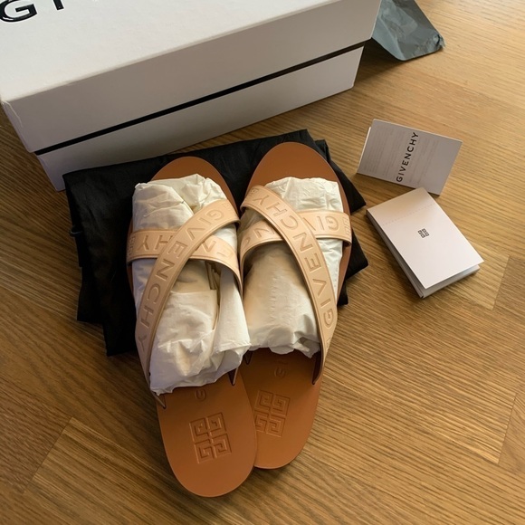 Givenchy 4G Logo Crisscross Sandals - Picture 8 of 9